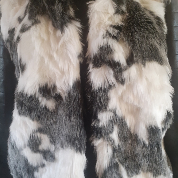 Coat - Picture 2 of 6